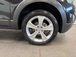 2012 Holden Captiva 7 LX CG Series II AWD Carbon Flash