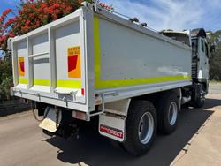 2015 Fuso Fv 51SK WHITE
