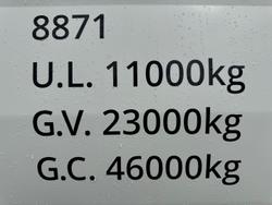 2015 Fuso Fv 51SK WHITE