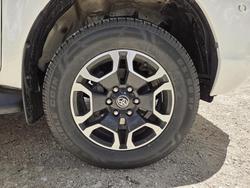 2020 Toyota Hilux SR5