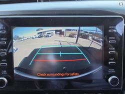 2020 Toyota Hilux SR5