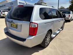 2011 Kia Grand Carnival Platinum
