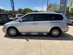 2011 Kia Grand Carnival Platinum VQ MY11 Clear Silver
