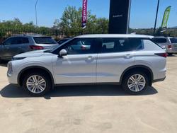 2022 Mitsubishi Outlander ES ZM MY22 White
