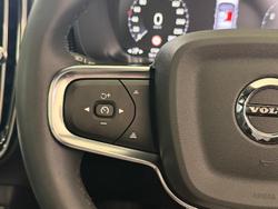 2022 Volvo XC40 T5 R-Design MY22 AWD Onyx Black