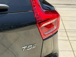 2022 Volvo XC40 T5 R-Design MY22 AWD Onyx Black
