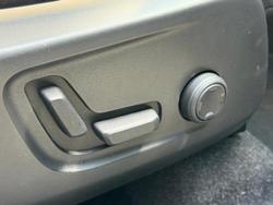 2022 Volvo XC40 T5 R-Design MY22 AWD Onyx Black