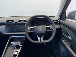 2025 MG ZS Essence Turbo