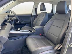 2025 MG ZS Essence Turbo