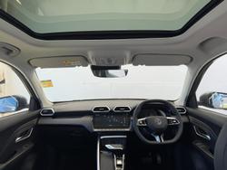 2025 MG ZS Essence Turbo