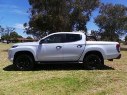 2022 Mitsubishi Triton GSR