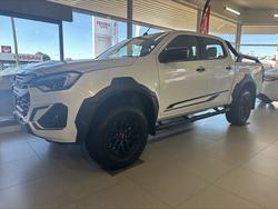 2025 ISUZU D-MAX BLADE