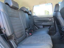 2020 Mitsubishi Outlander LS