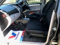 2010 Mitsubishi Challenger LS