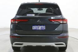 2024 Mitsubishi Outlander LS