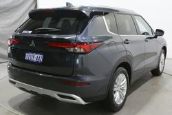 2024 Mitsubishi Outlander LS
