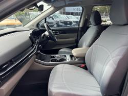 2024 Kia Carnival GT-Line HEV