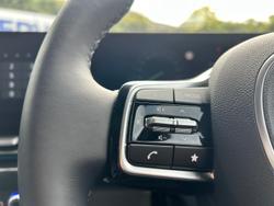 2024 Kia Carnival GT-Line HEV