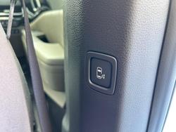 2024 Kia Carnival GT-Line HEV