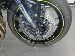 2019 Kawasaki ZR 900 BLACK