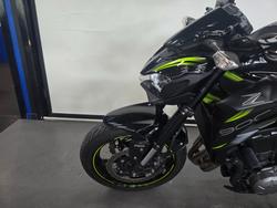 2019 Kawasaki ZR 900 BLACK