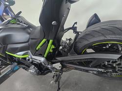 2019 Kawasaki ZR 900 BLACK