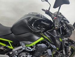 2019 Kawasaki ZR 900 BLACK