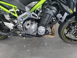 2019 Kawasaki ZR 900 BLACK