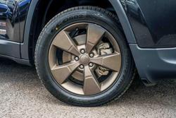 2016 Jeep Cherokee 75th Anniversary