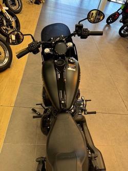 2023 Indian 2023 Indian 1900CC Sport Chief BLACK SMOKE