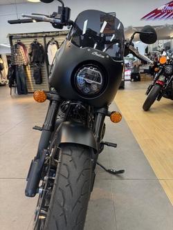 2023 Indian 2023 Indian 1900CC Sport Chief BLACK SMOKE