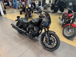 2023 Indian 2023 Indian 1900CC Sport Chief BLACK SMOKE