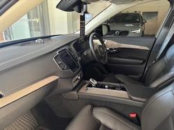 2023 Volvo XC90 Recharge Ultimate T8 Plug-In Hybrid