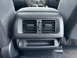 2025 Nissan Navara ST