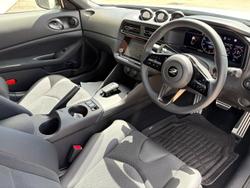 2025 Nissan Z Z34 MY25 Ivory Pearl with Super Black Roof