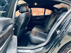 2012 BMW 7 Series 730d F01 MY12.5 Black