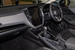 2025 Subaru Crosstrek 2.0S G6X MY24 AWD Crystal White