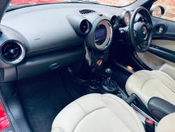 2013 MINI Countryman Cooper S R60 Red