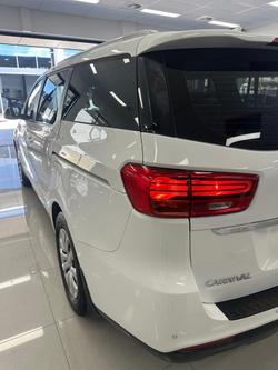 2018 Kia Carnival S YP MY19 Clear White