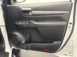 2023 Toyota Hilux Rogue