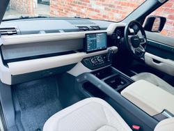 2021 Land Rover Defender 90 P300 S L663 MY22 AWD Pangea Green