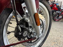 2025 Royal Enfield CLASSIC 650 RED