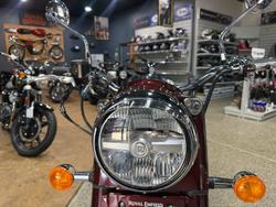 2025 Royal Enfield CLASSIC 650 RED