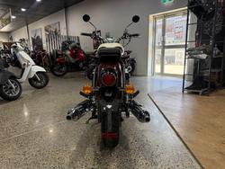 2025 Royal Enfield CLASSIC 650 RED