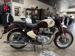 2025 Royal Enfield CLASSIC 650 RED