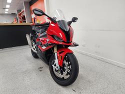 2024 BMW Motorrad S 1000 RR RACE Red