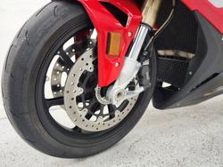 2024 BMW Motorrad S 1000 RR RACE Red