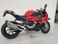 2024 BMW Motorrad S 1000 RR RACE Red
