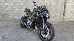 2017 Kawasaki ZR 900 BLACK