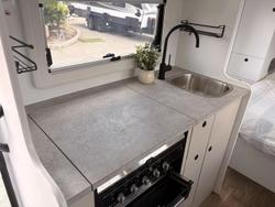 2025 Dreamhaven Dreamhaven 15 Series Tourline Caravan